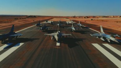 F-16 fighte