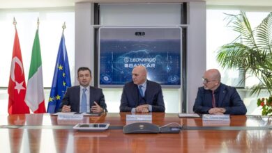 Baykar Chairman and CTO Selçuk Bayraktar, Italian defense minister Guido Crosetto, and Leonardo CEO and General Manager Roberto Cingolani sign a joint venture to produce unmanned aerial systems.