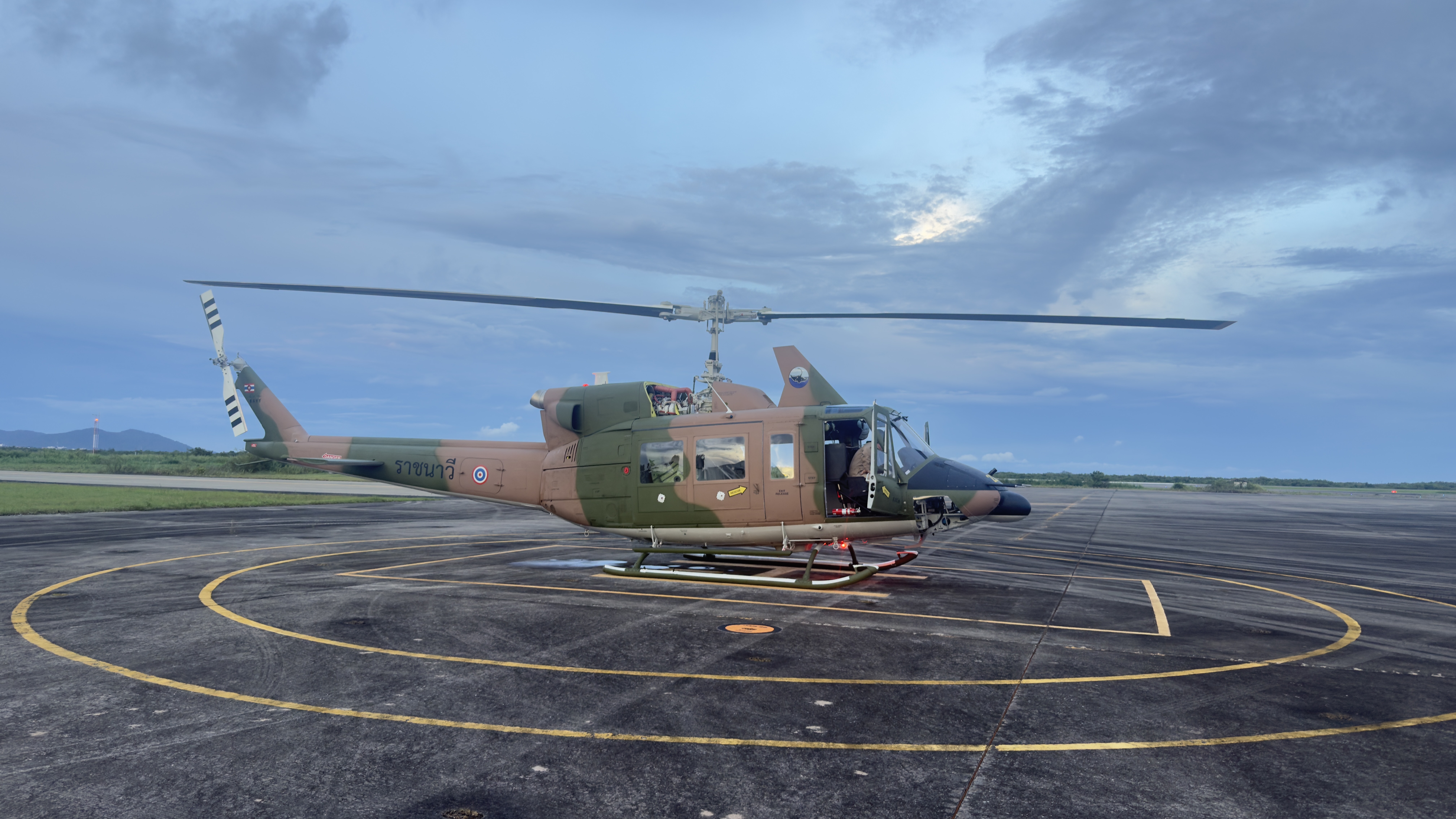 A Bell 212 helicopter