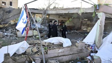 A residential area where a ballistic missile struck in Dimona, southern Israel on March 22, 2026.