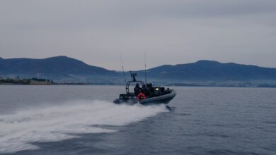 The 830R single point lift rigid-hull inflatable boat